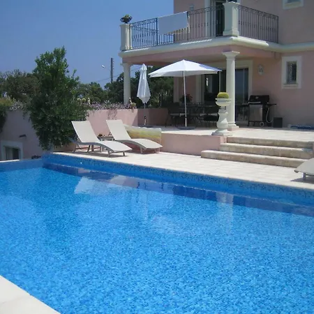 Luxury In With Private Swimming Pool Villa *