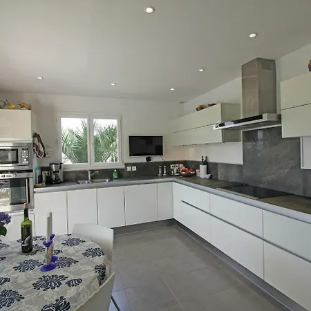 Luxury In With Private Swimming Pool Villa