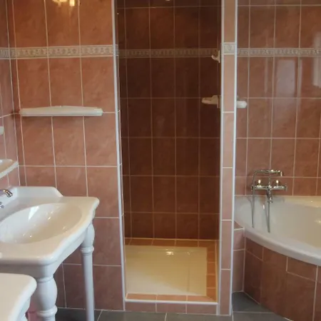 Villa Luxury In With Private Swimming Pool
