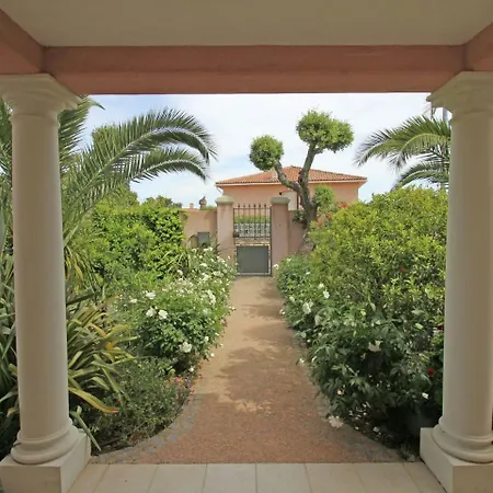 Luxury In With Private Swimming Pool Villa Fréjus